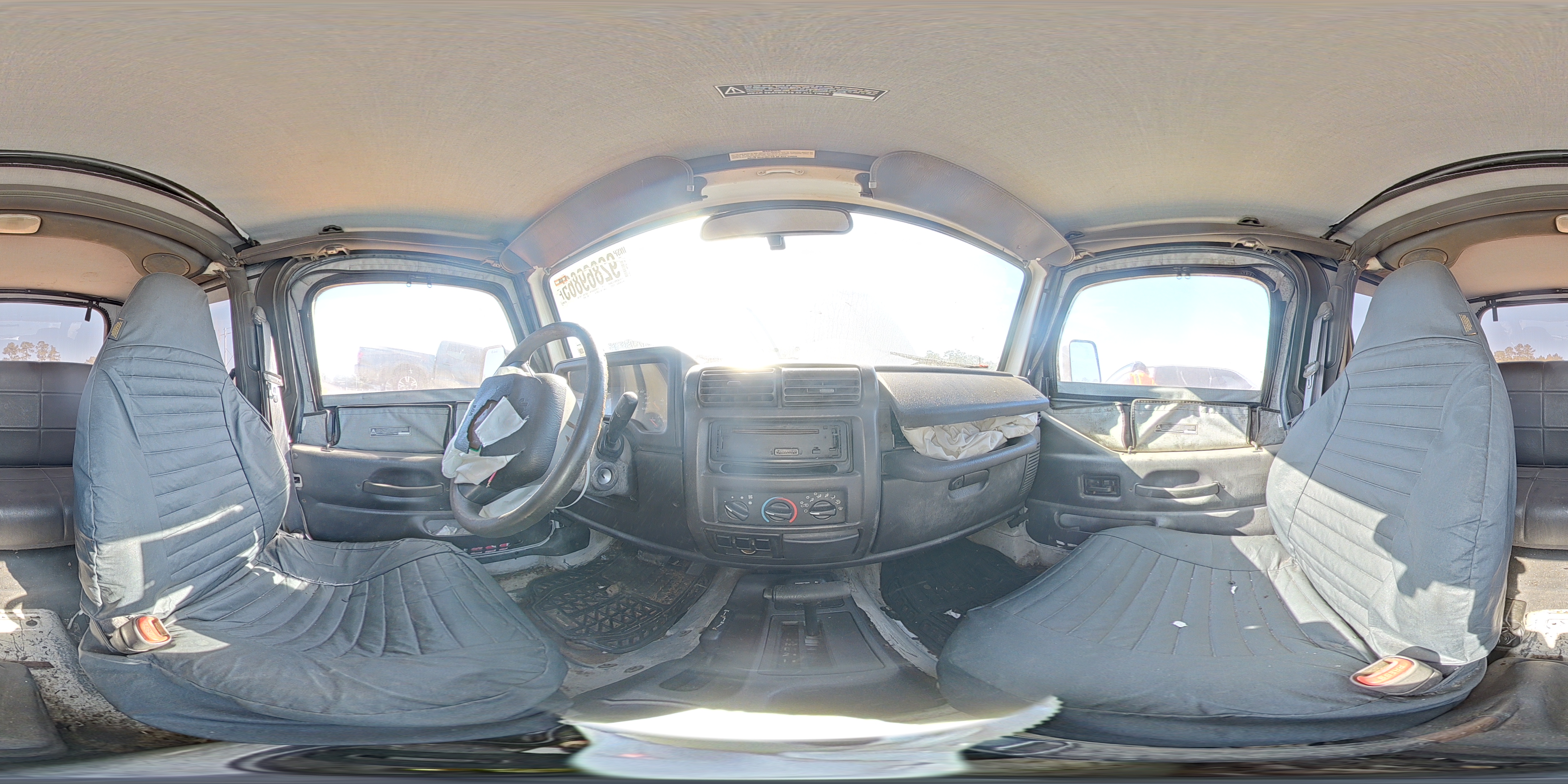 2002 Jeep Wrangler / Tj Se VIN: 1J4FA29P62P740112 Lot: 92869865