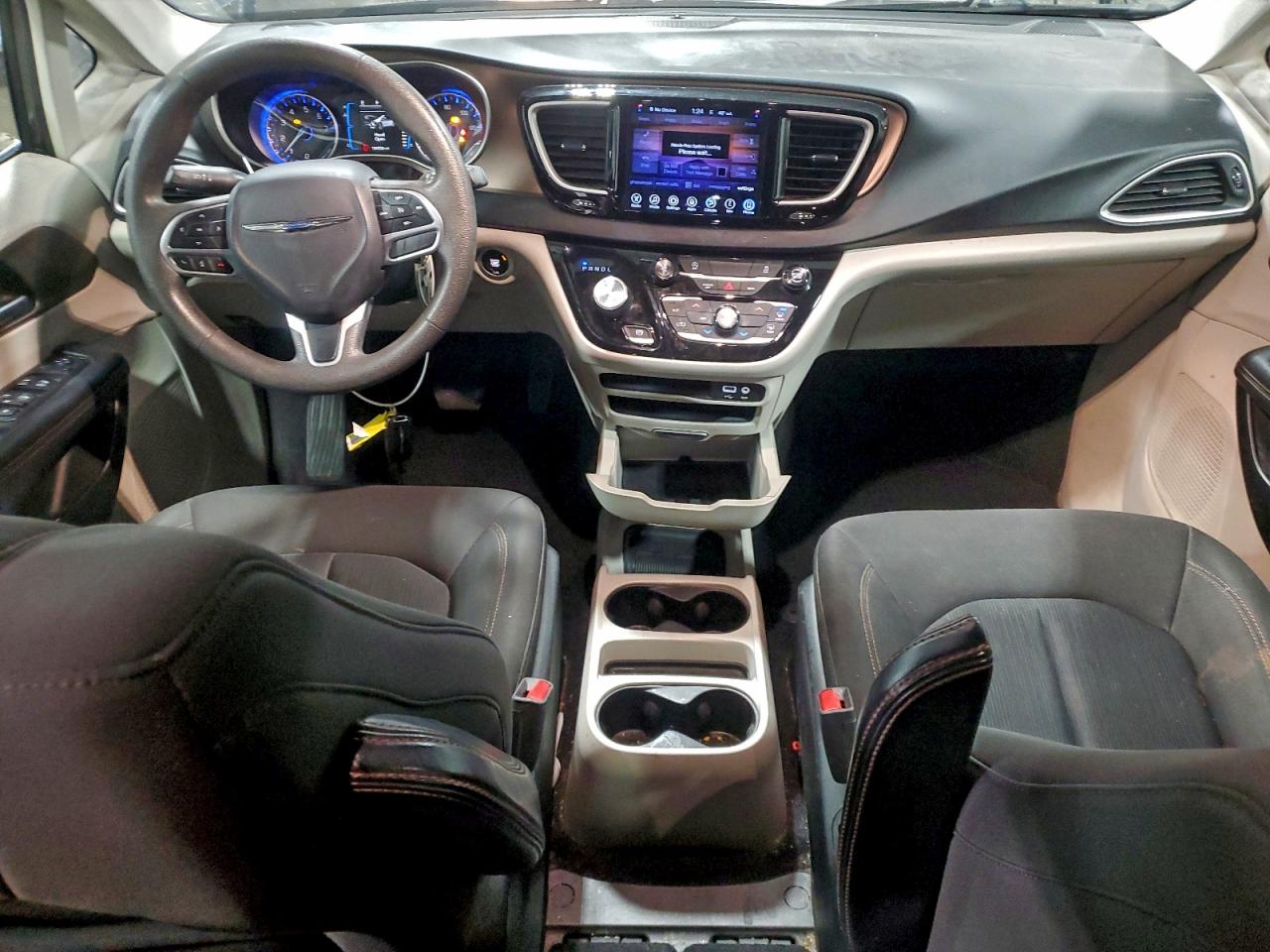 2017 Chrysler Pacifica Touring VIN: 2C4RC1DG1HR756675 Lot: 94343845