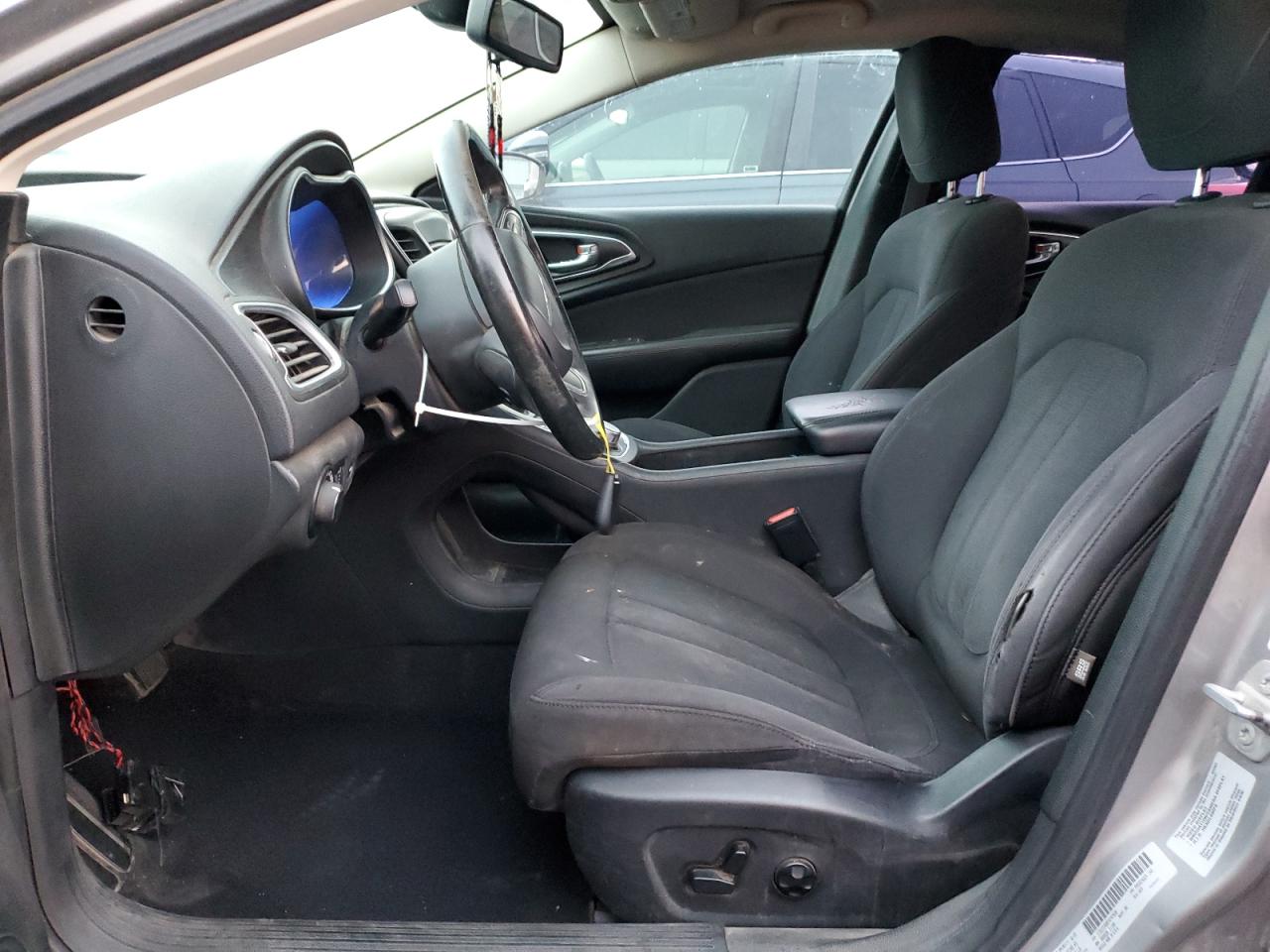 2015 Chrysler 200 Limited VIN: 1C3CCCAB8FN747030 Lot: 91201455