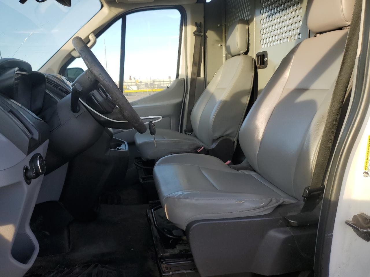 2017 Ford Transit Delivery Van VIN: 1FTYR1CM3HKA34513 Lot: 93293605