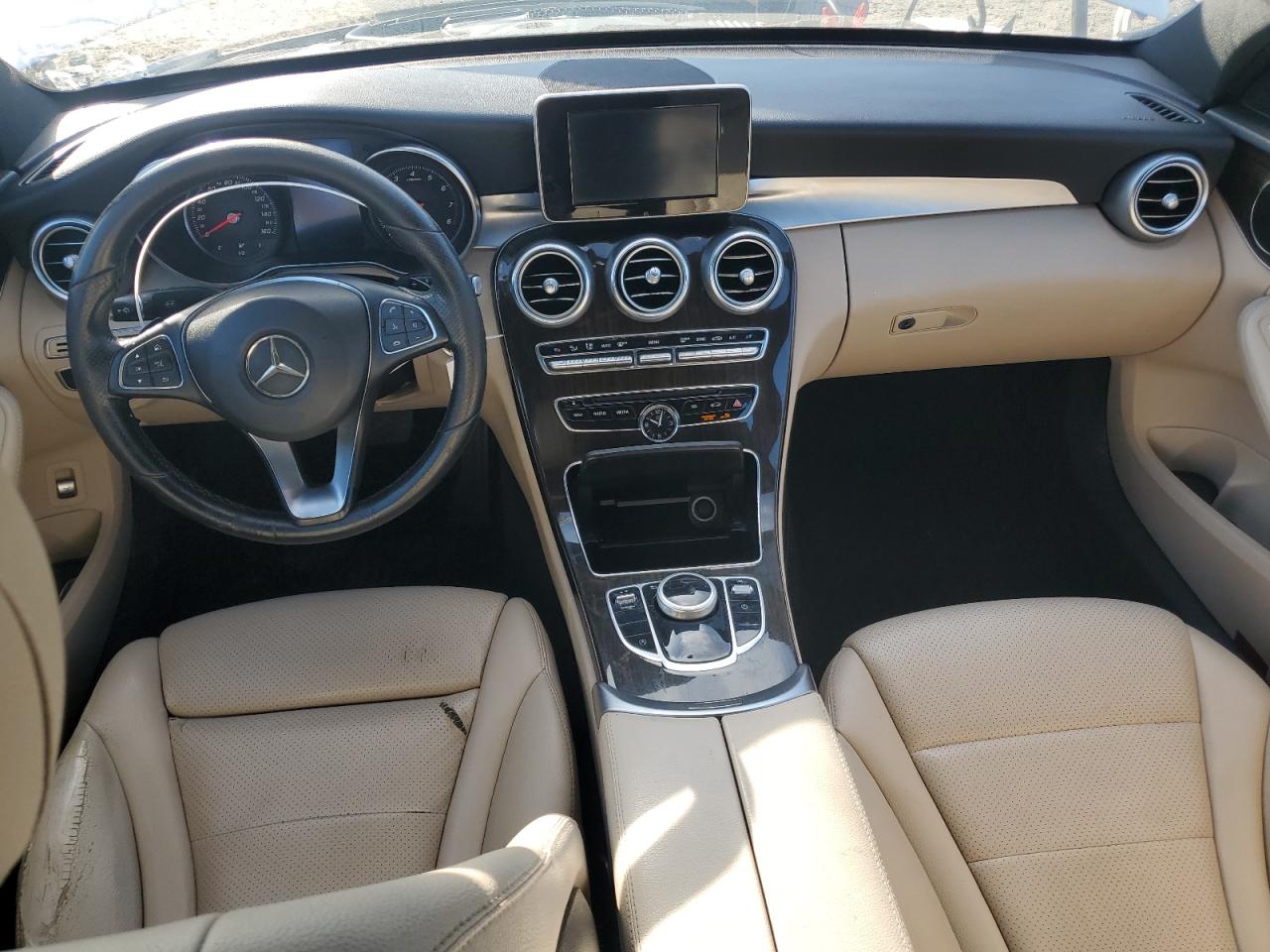 2018 Mercedes-Benz C 300 VIN: 55SWF4JB1JU280884 Lot: 92093145