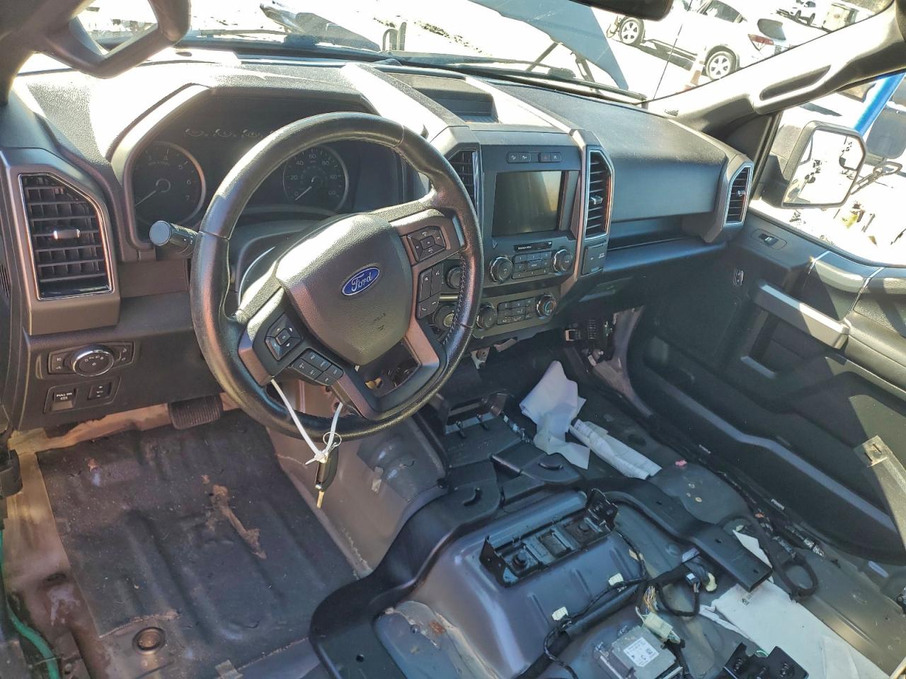 2019 Ford F150 Supercrew VIN: 1FTEW1E41KFA33403 Lot: 94000365