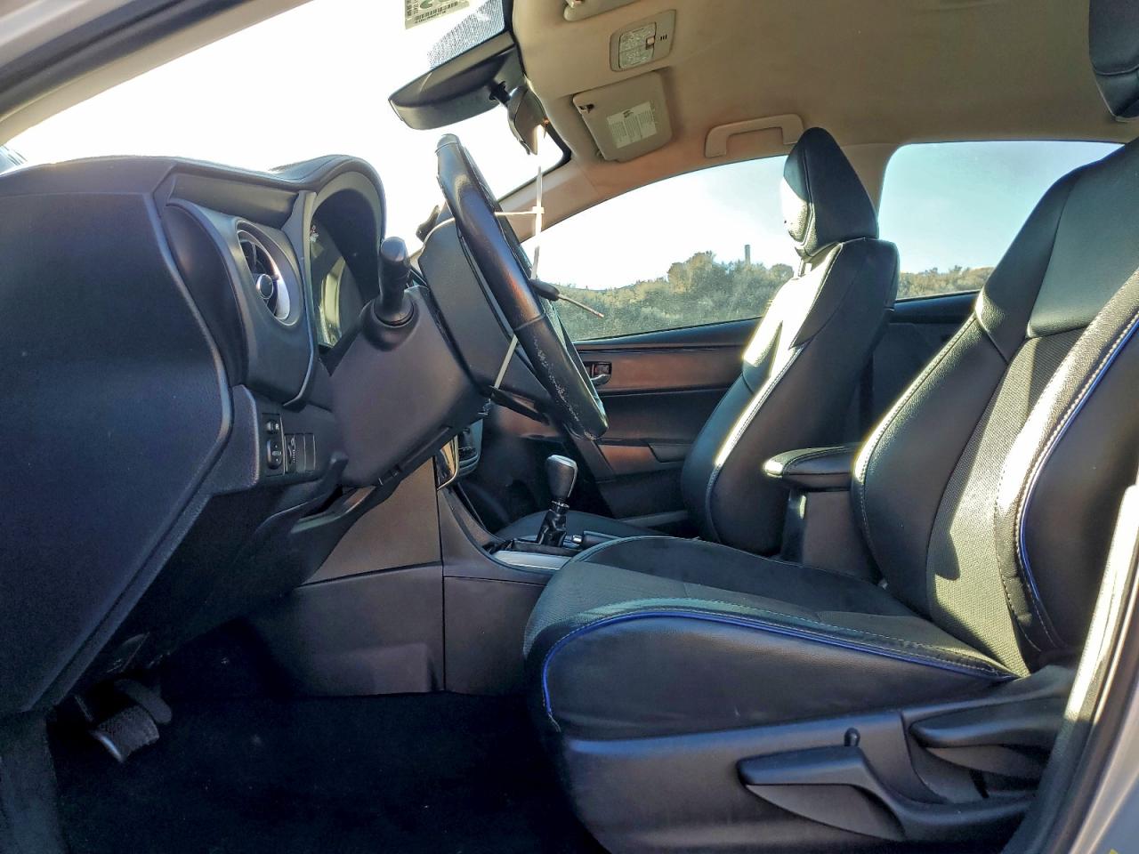 2017 Toyota Corolla L VIN: 2T1BURHE2HC762930 Lot: 94100325