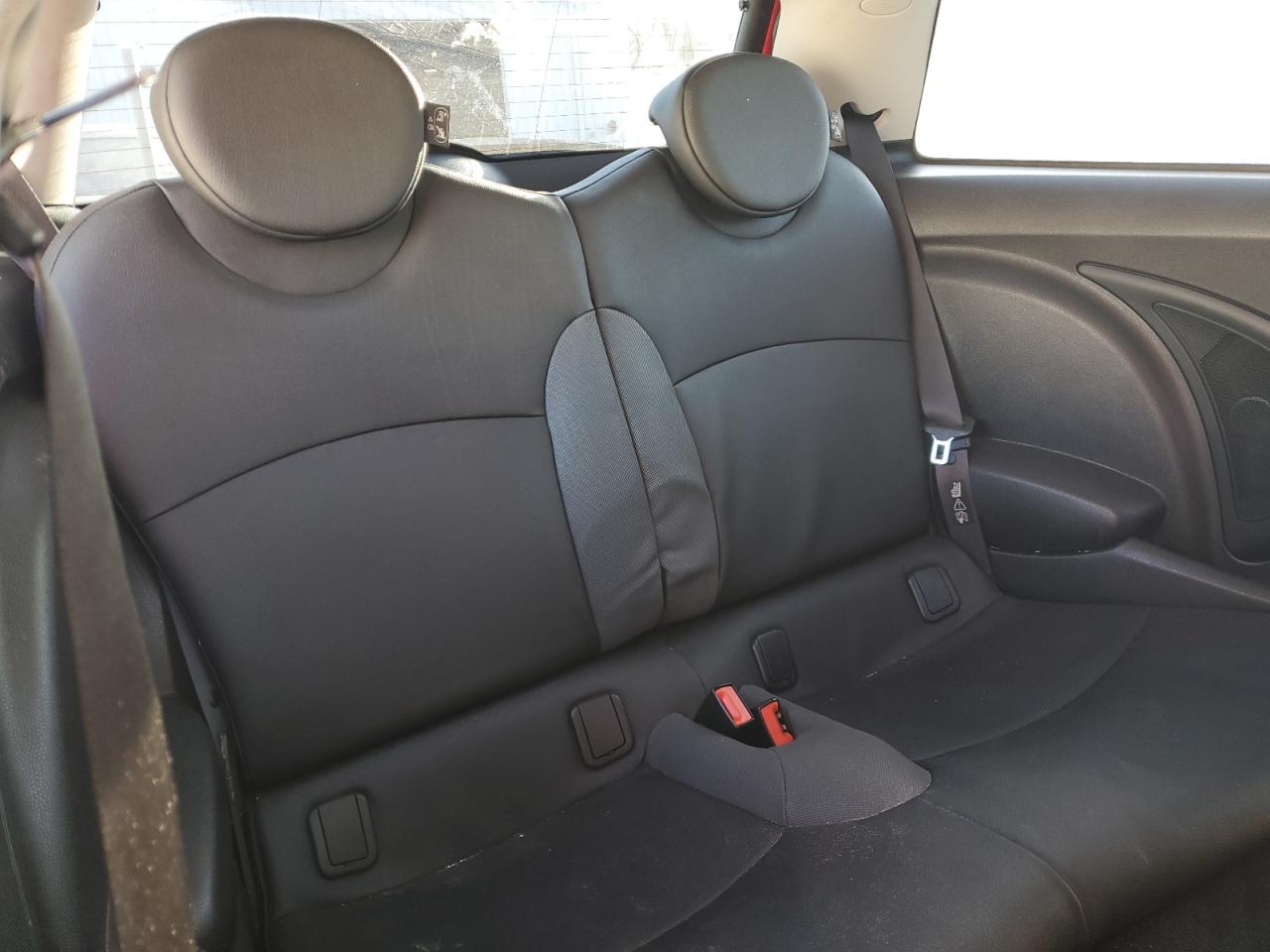 2008 Mini Cooper S VIN: WMWMF73588TV38808 Lot: 91618485