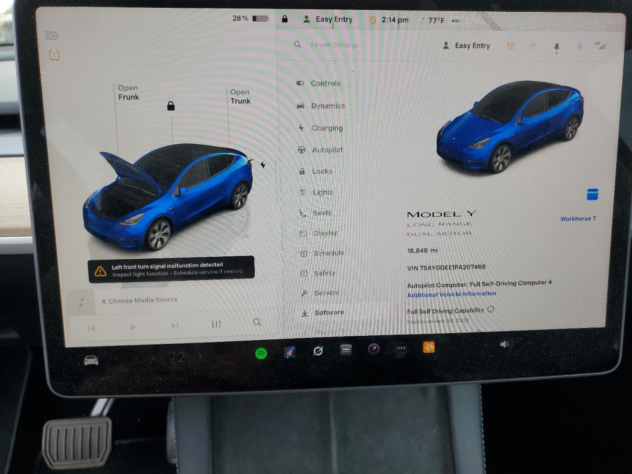 2023 Tesla Model Y VIN: 7SAYGDEE1PA207468 Lot: 92437665