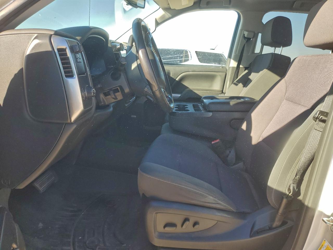 2018 Chevrolet Silverado C1500 Lt VIN: 3GCPCREC4JG166483 Lot: 93989815