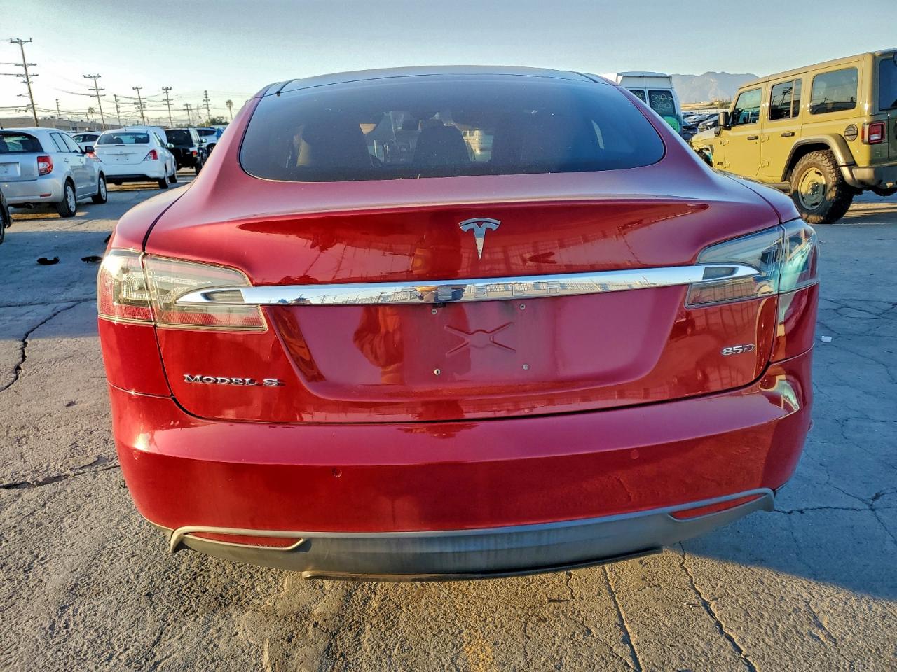 2015 Tesla Model S 85D VIN: 5YJSA1H24FF098154 Lot: 94525055