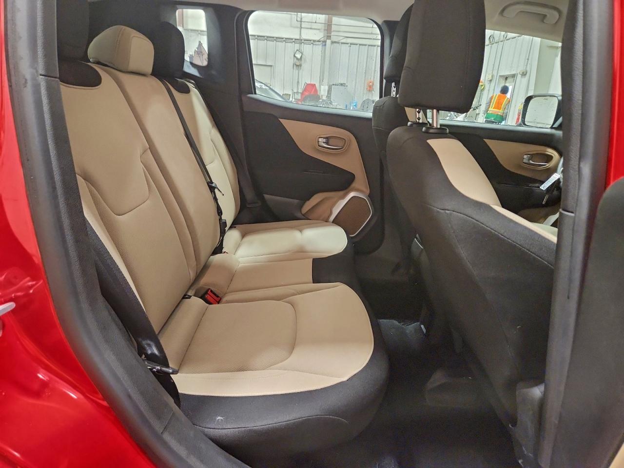 2015 Jeep Renegade Sport VIN: ZACCJAAT0FPB52887 Lot: 94261575