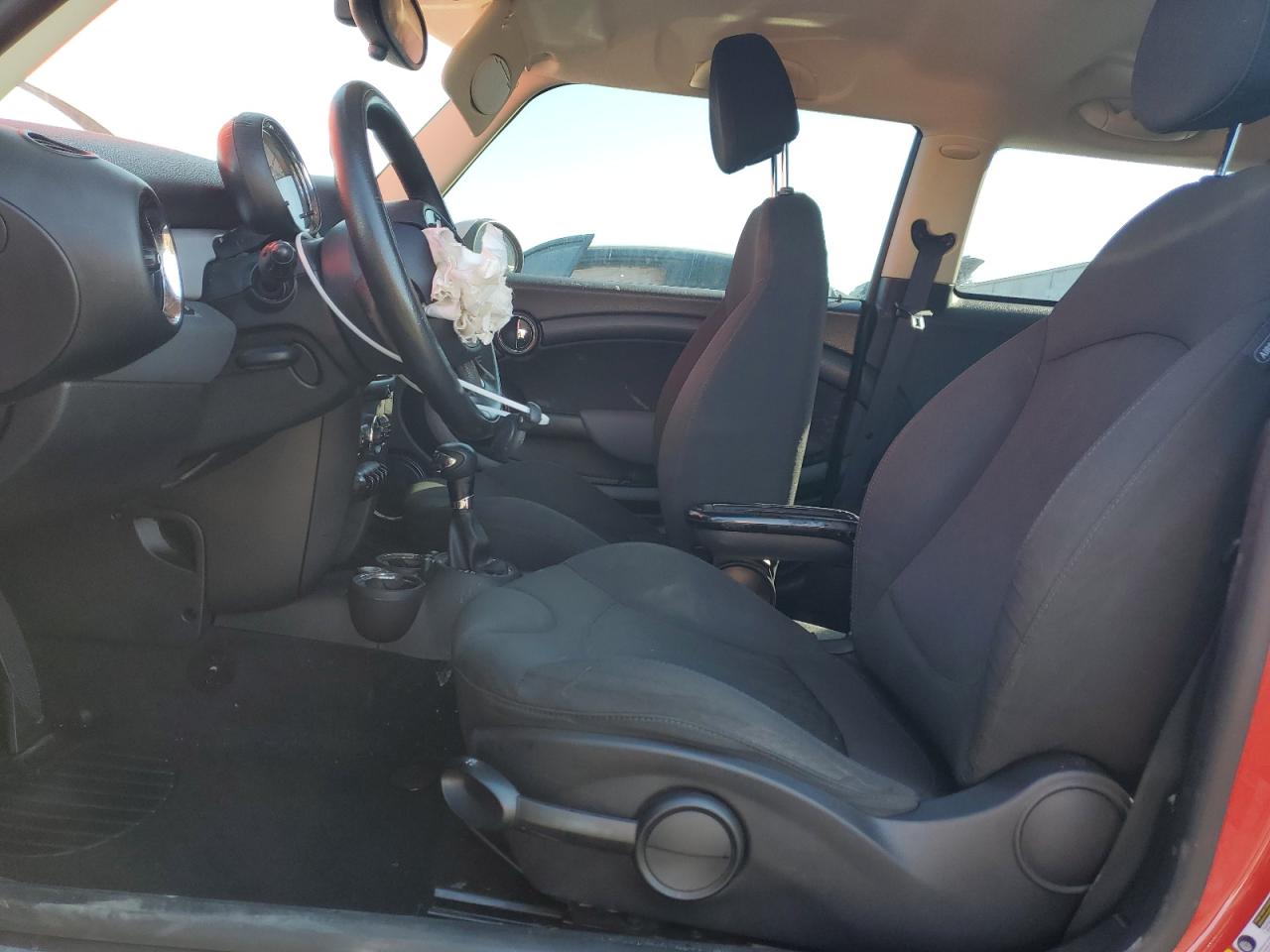 2012 Mini Cooper VIN: WMWSU3C55CT543415 Lot: 93305415