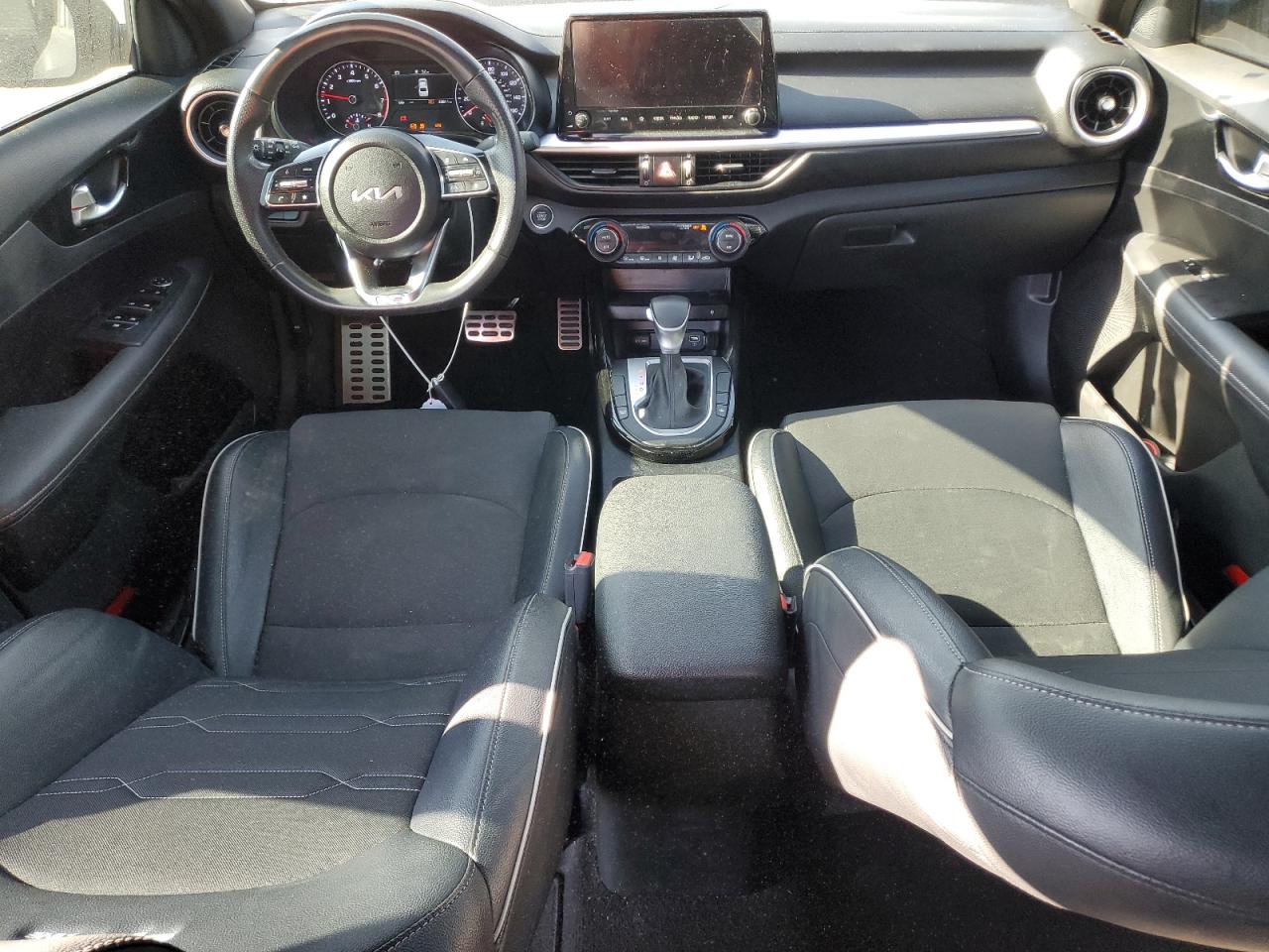 2023 Kia Forte Gt Line VIN: 3KPF54AD0PE530734 Lot: 91430685