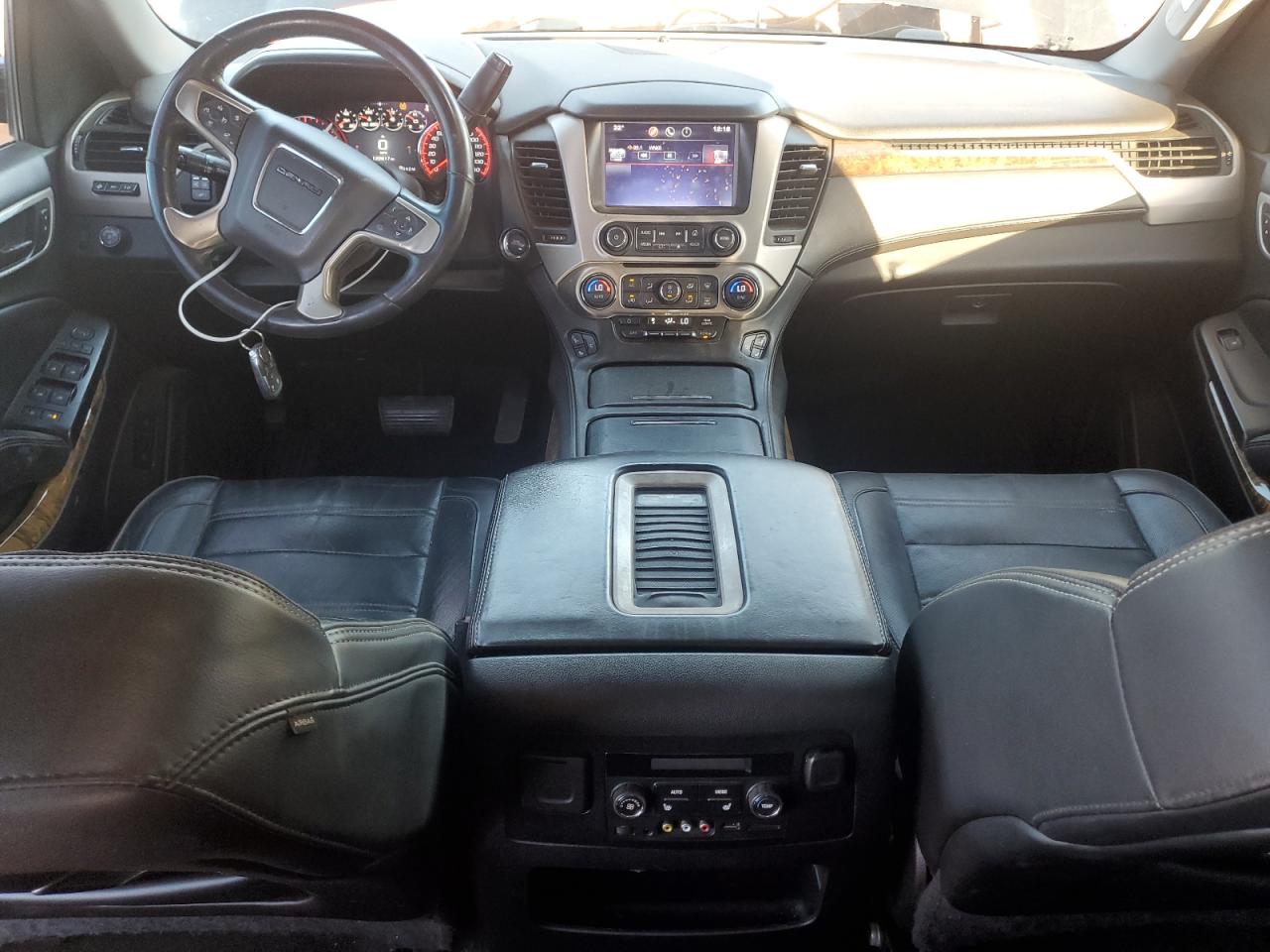 2015 GMC Yukon Denali VIN: 1GKS1CKJ8FR705893 Lot: 92715185