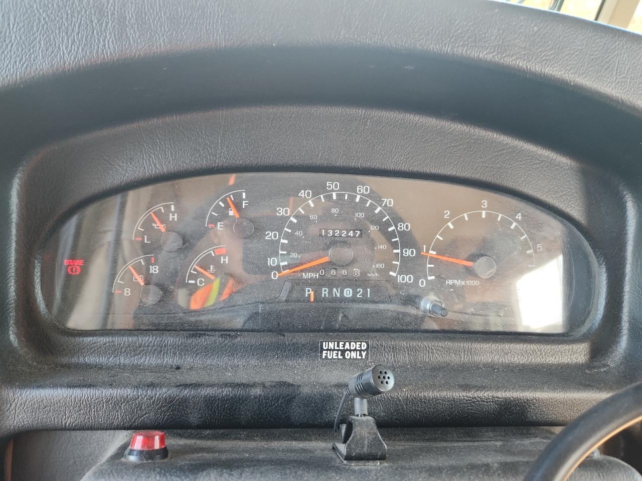 2000 Ford F550 Super Duty Stripped Chassis VIN: 1FCNF53S5Y0A10016 Lot: 90313385