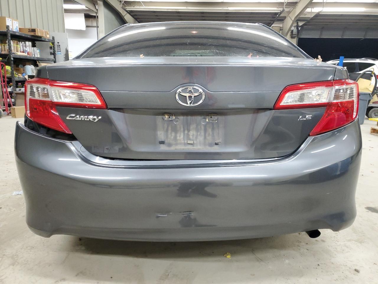 1999 Toyota Camry Base VIN: 4T4BF1FK2CR263580 Lot: 90843975