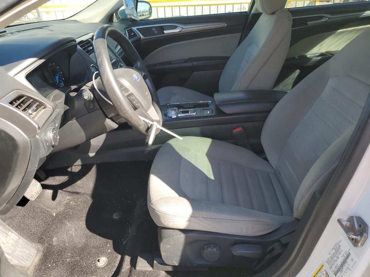 2020 Ford Fusion S VIN: 3FA6P0G75LR127426 Lot: 90746605