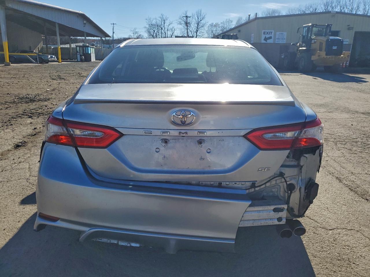 2018 Toyota Camry L VIN: 4T1B11HK5JU608734 Lot: 93969705