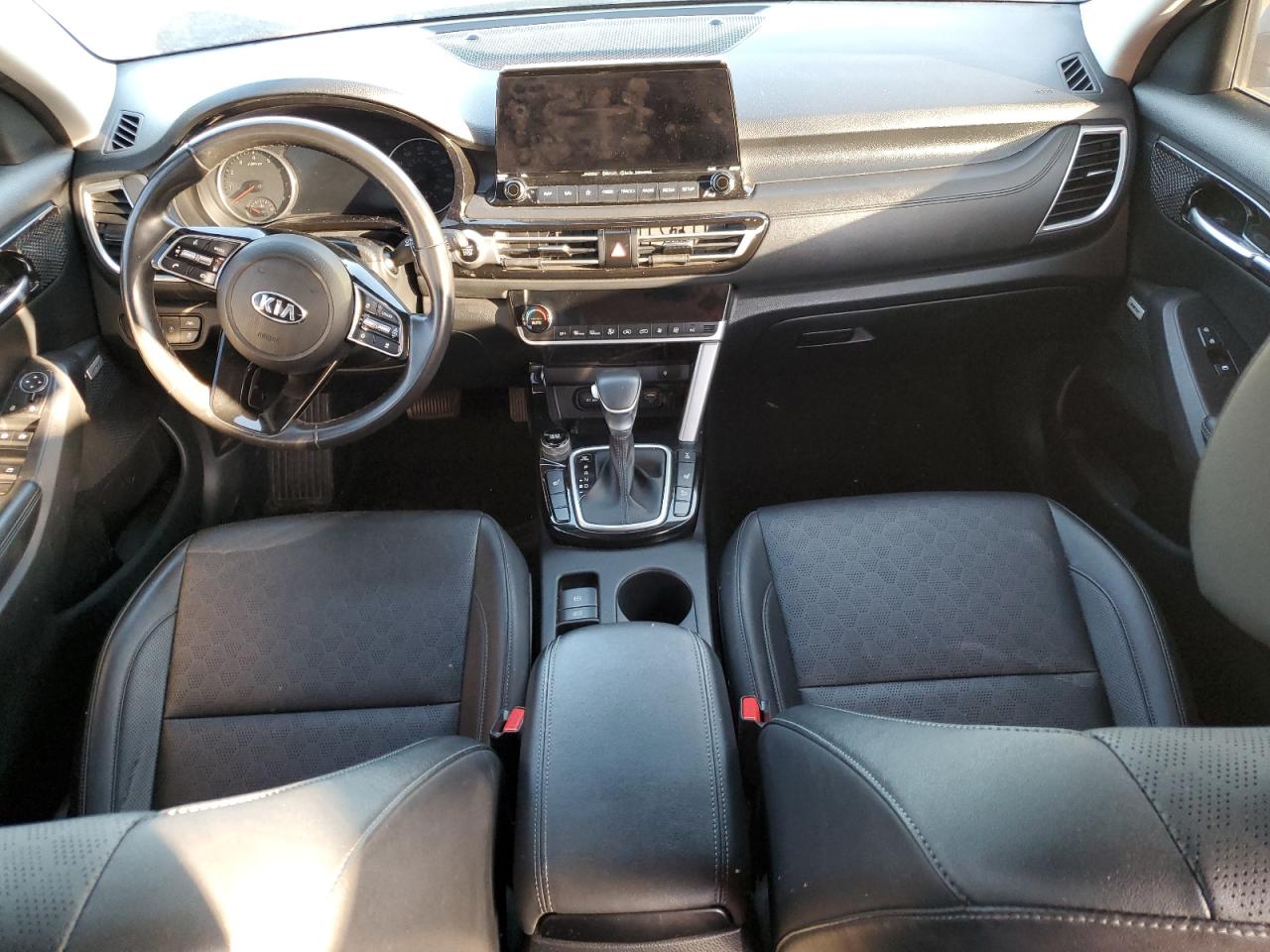 2021 Kia Seltos Sx VIN: KNDETCA23M7055103 Lot: 92425335