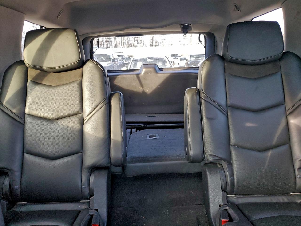 2017 Cadillac Escalade Luxury VIN: 1GYS4BKJ7HR347597 Lot: 93640345