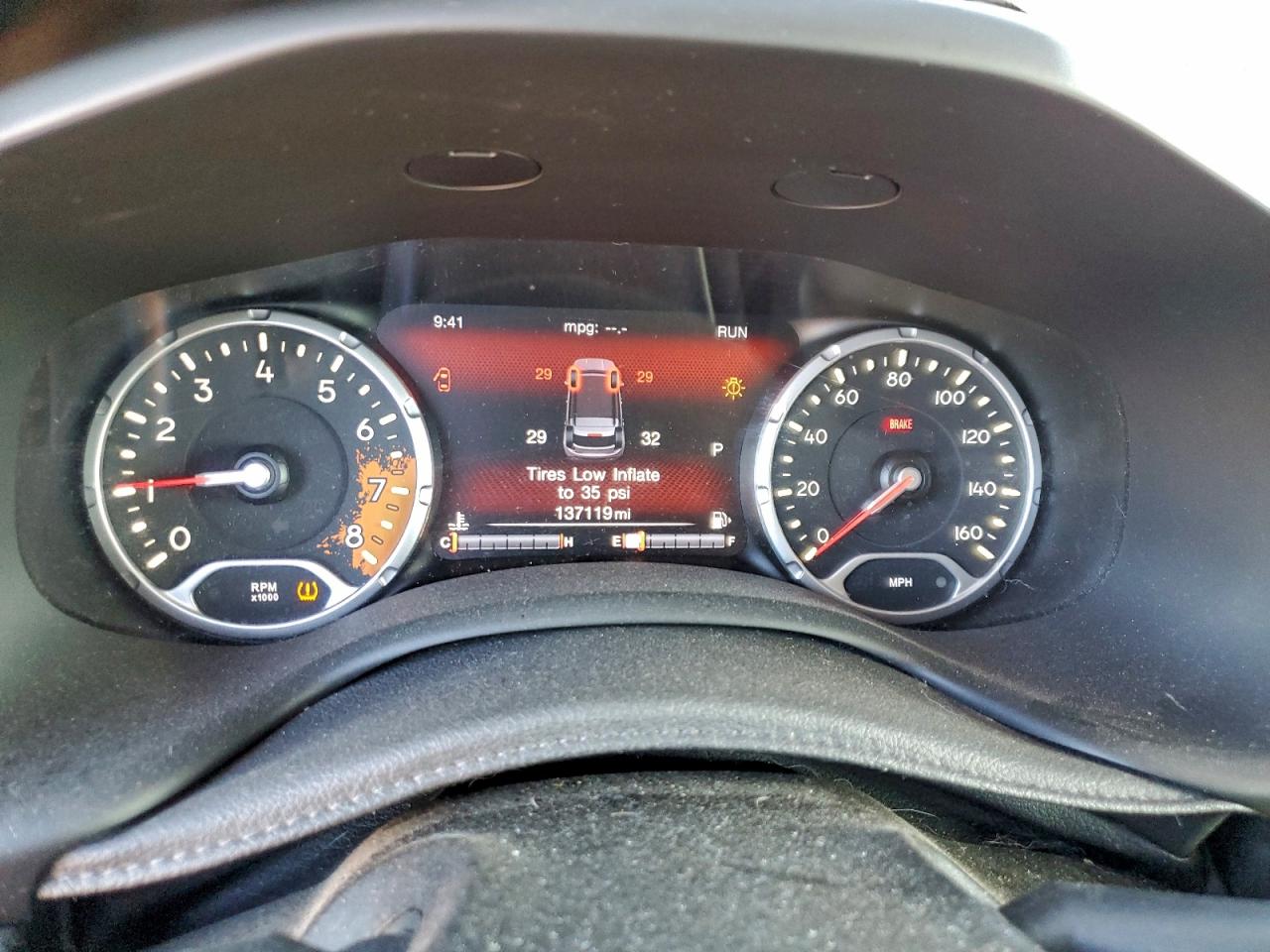 2017 Jeep Renegade Latitude VIN: ZACCJABB2HPG63879 Lot: 94126985