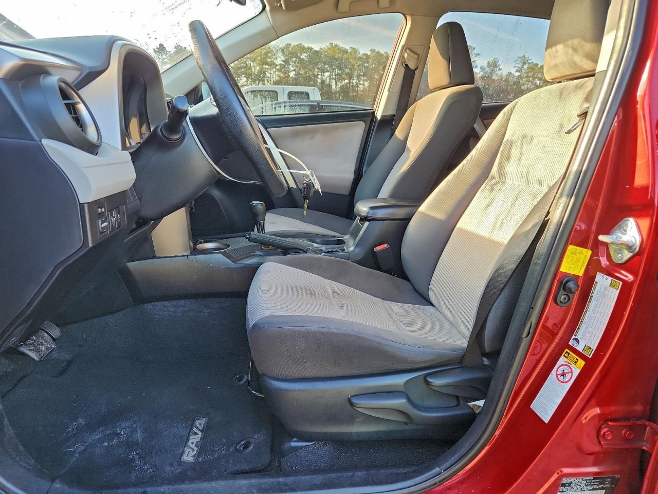 2015 Toyota Rav4 Le VIN: JTMZFREV2FJ049217 Lot: 93959065