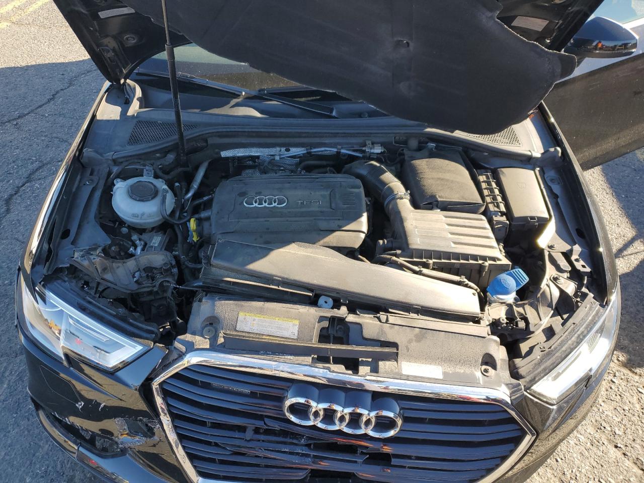 2018 Audi A3 Premium VIN: WAU78LFFXJ1014517 Lot: 91687515