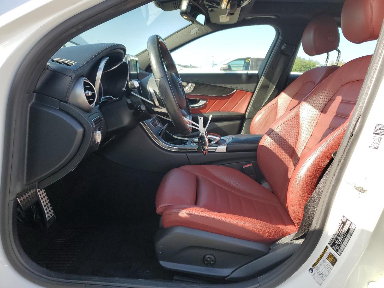 2015 Mercedes-Benz C 300 VIN: 55SWF4JB6FU061975 Lot: 91854805