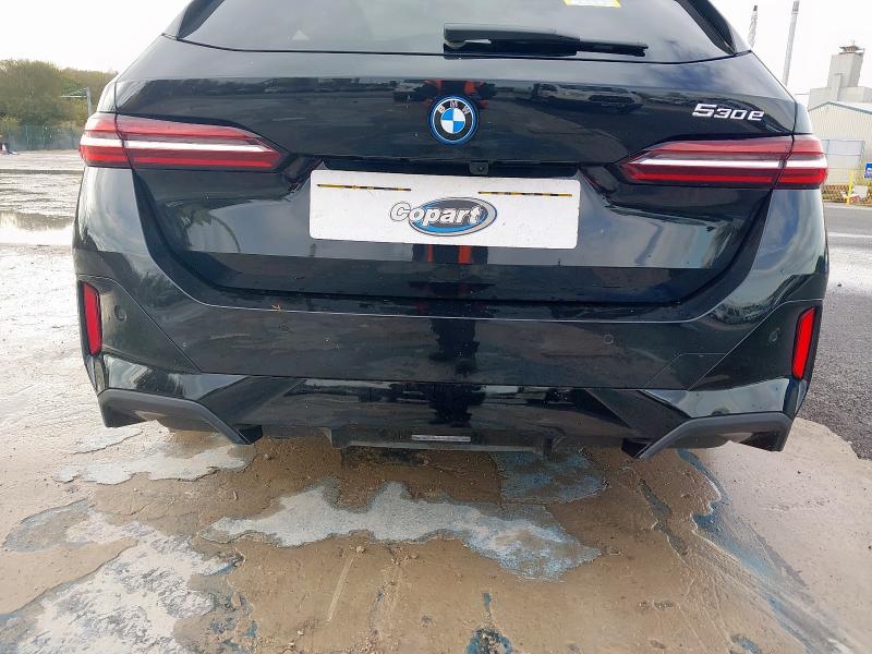 2025 BMW 5 SERIES 530E M SPORT 5DR AUTO