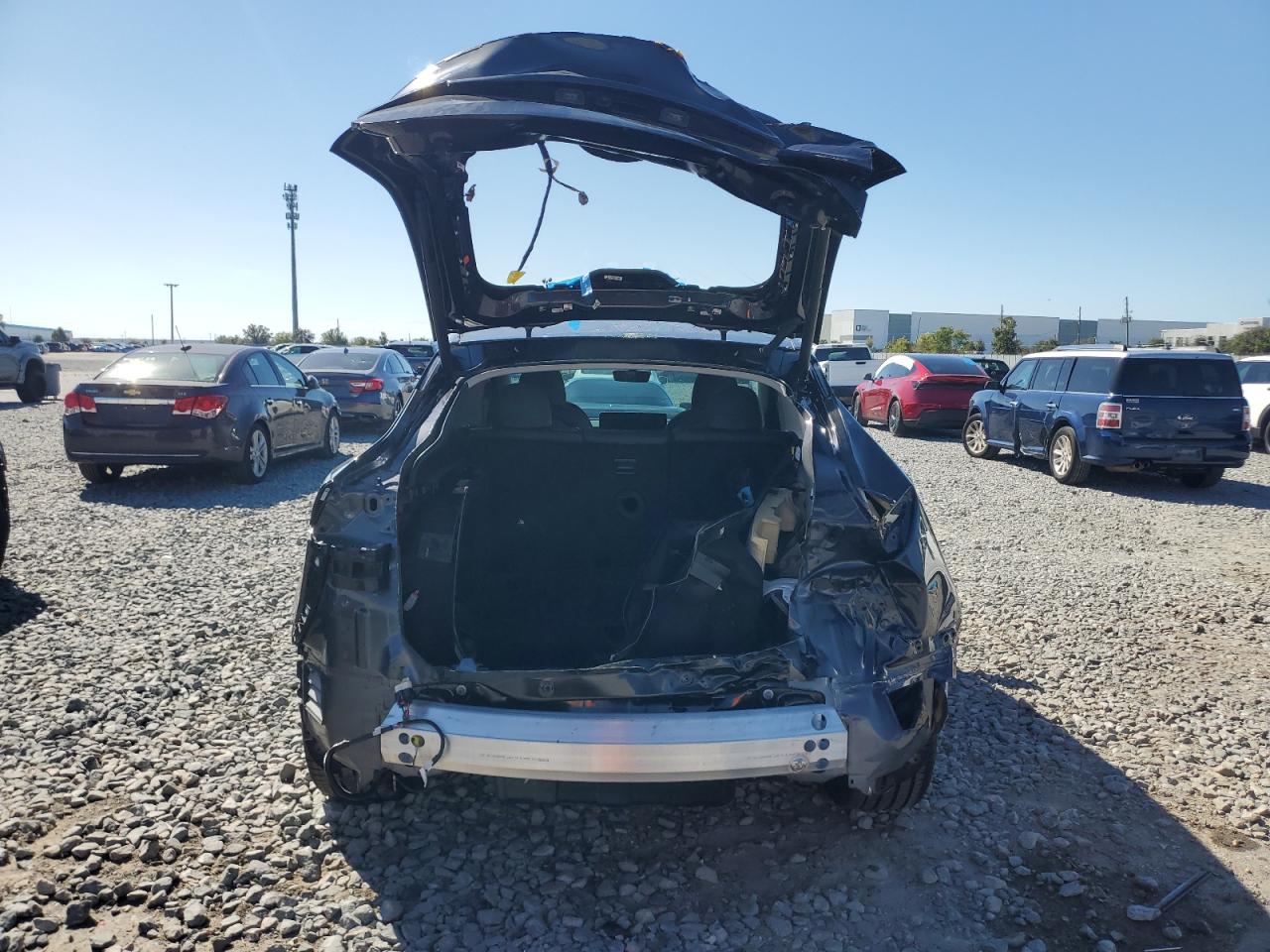 2024 Tesla Model Y VIN: 7SAYGDED3RF113587 Lot: 89726975