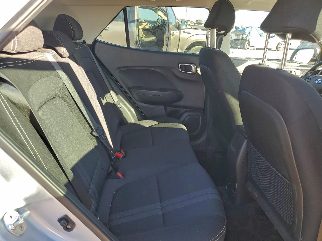 2020 Hyundai Venue Sel VIN: KMHRC8A35LU018749 Lot: 94599585