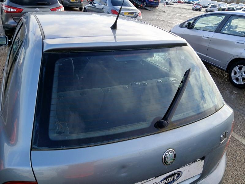 2004 SKODA FABIA 1.2 12V COMFORT 5DR 64HP