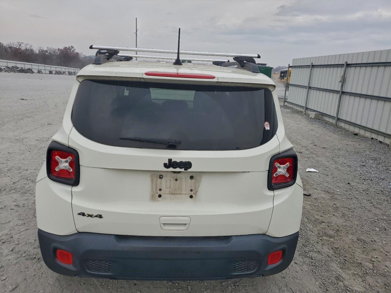 2018 Jeep Renegade Sport VIN: ZACCJBAB4JPH45142 Lot: 92644345