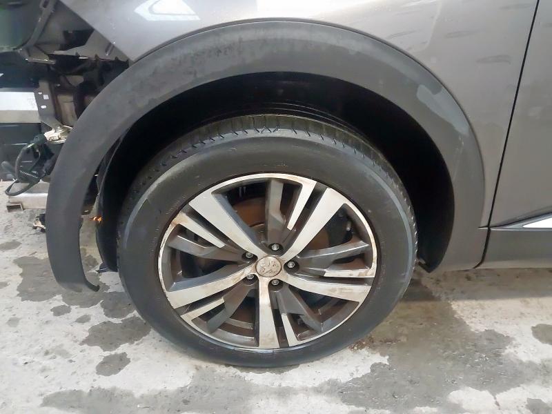 2022 PEUGEOT 5008 1.2 PURETECH ALLURE PREMIUM 5DR