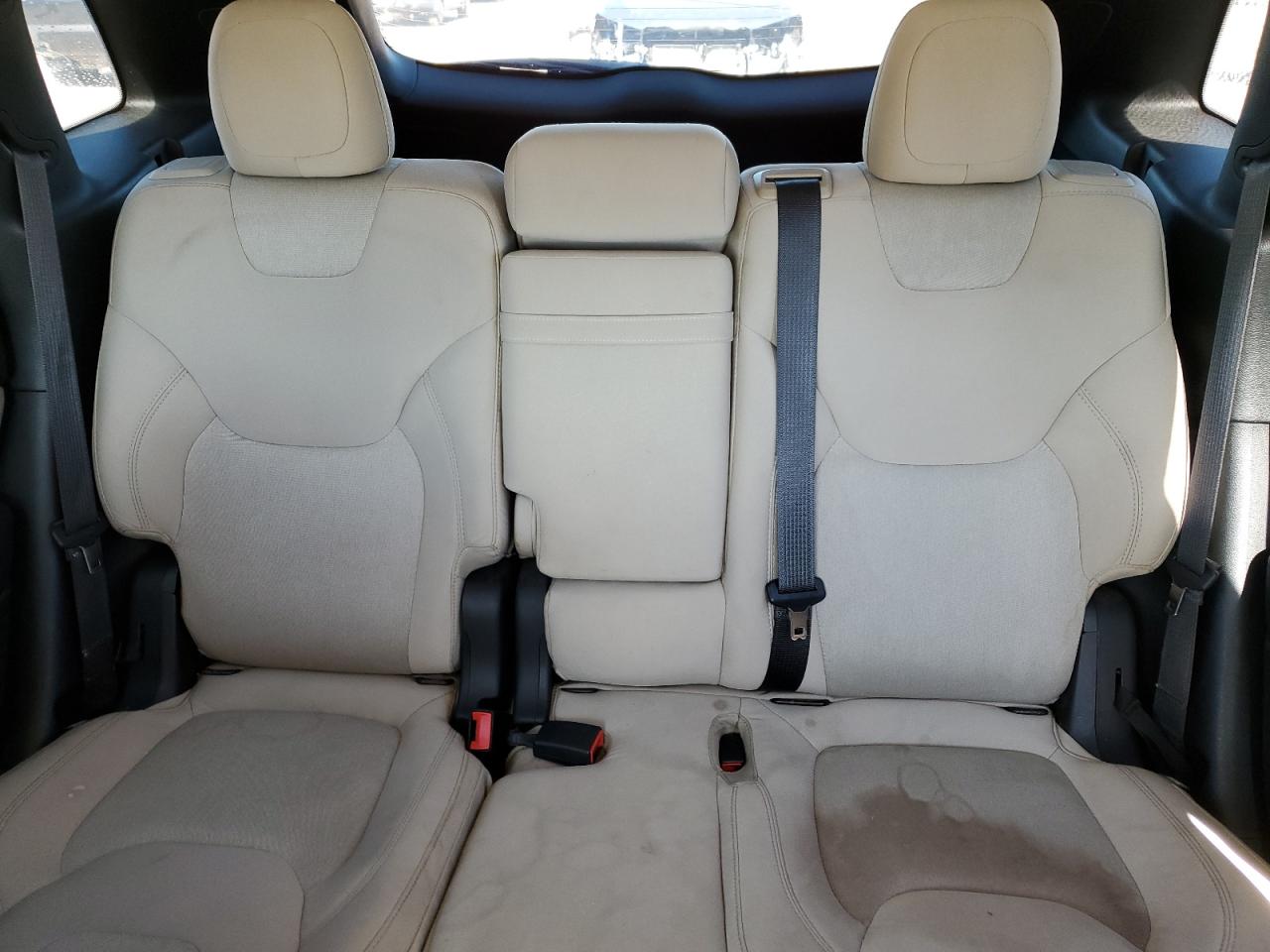 2015 Jeep Cherokee Sport VIN: 1C4PJLAB2FW721021 Lot: 92194895