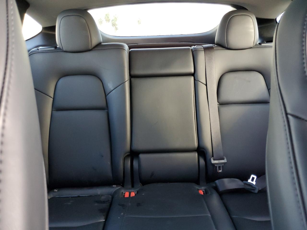 2023 Tesla Model Y VIN: 7SAYGDEFXPF897149 Lot: 92840375