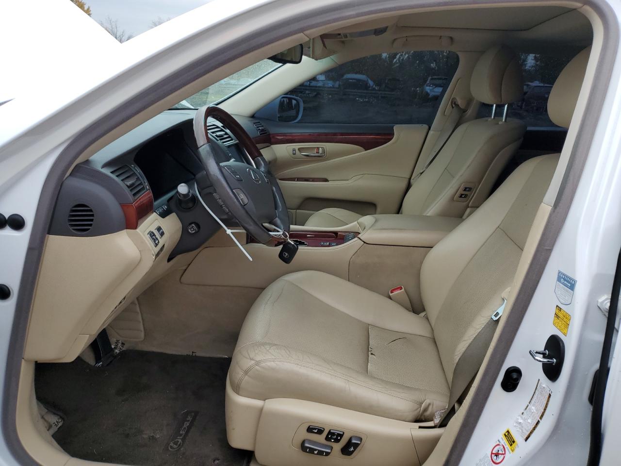 2008 Lexus Ls 460 VIN: JTHBL46F085072638 Lot: 92739475