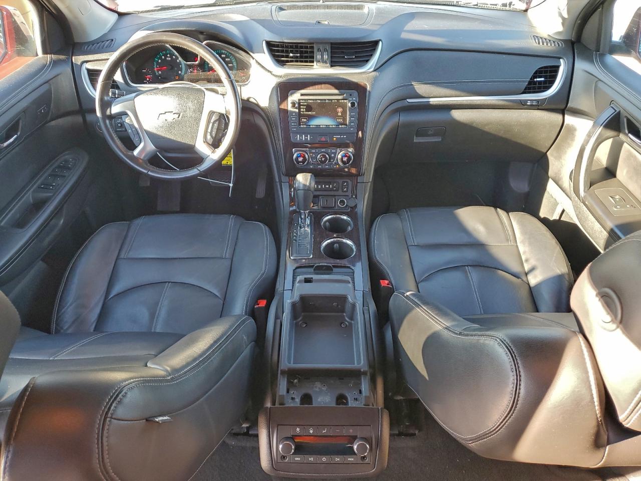 2017 Chevrolet Traverse Lt VIN: 1GNKRHKD5HJ334888 Lot: 94469755