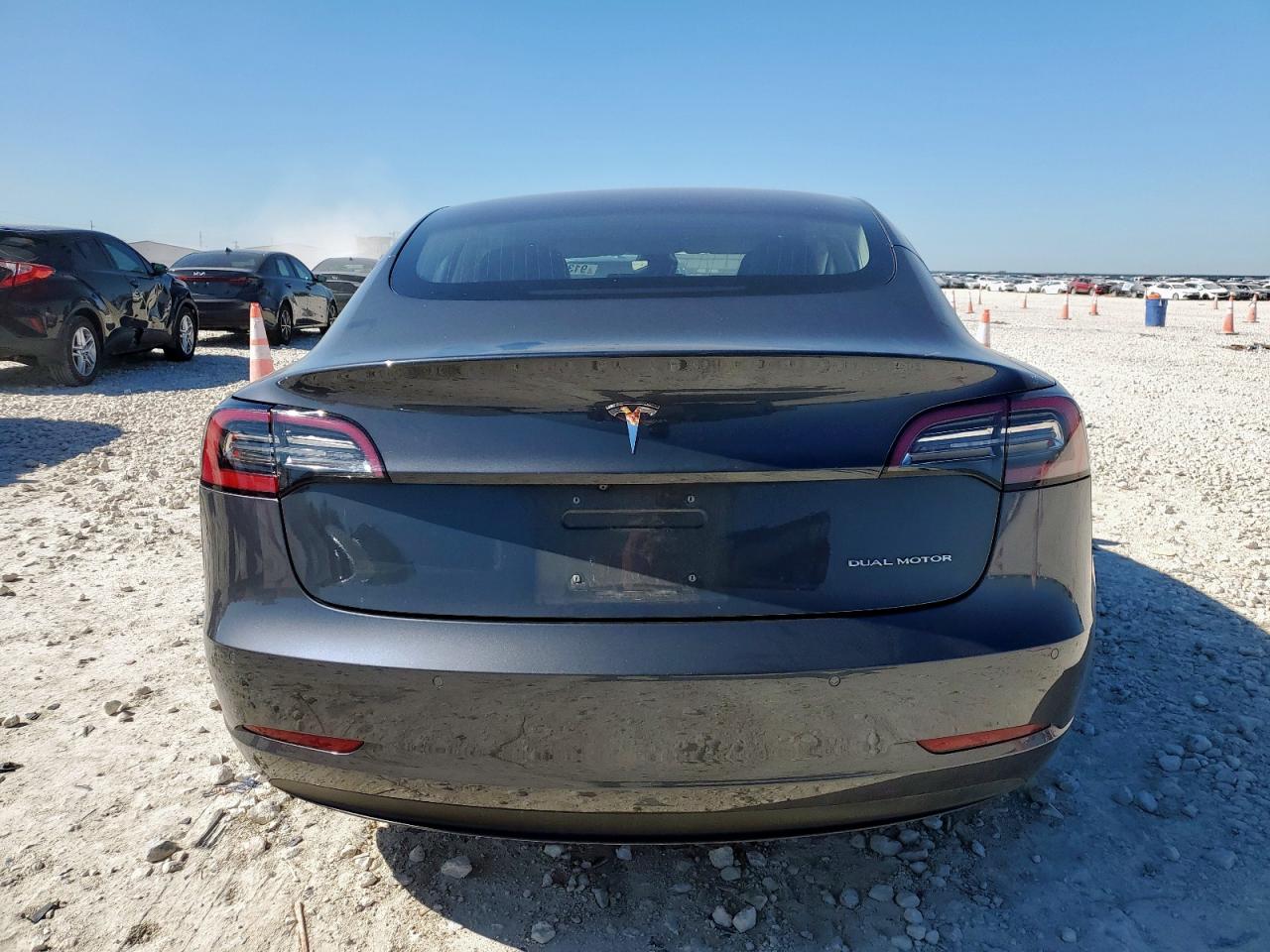 2018 Tesla Model 3 VIN: 5YJ3E1EBXJF129042 Lot: 91327865
