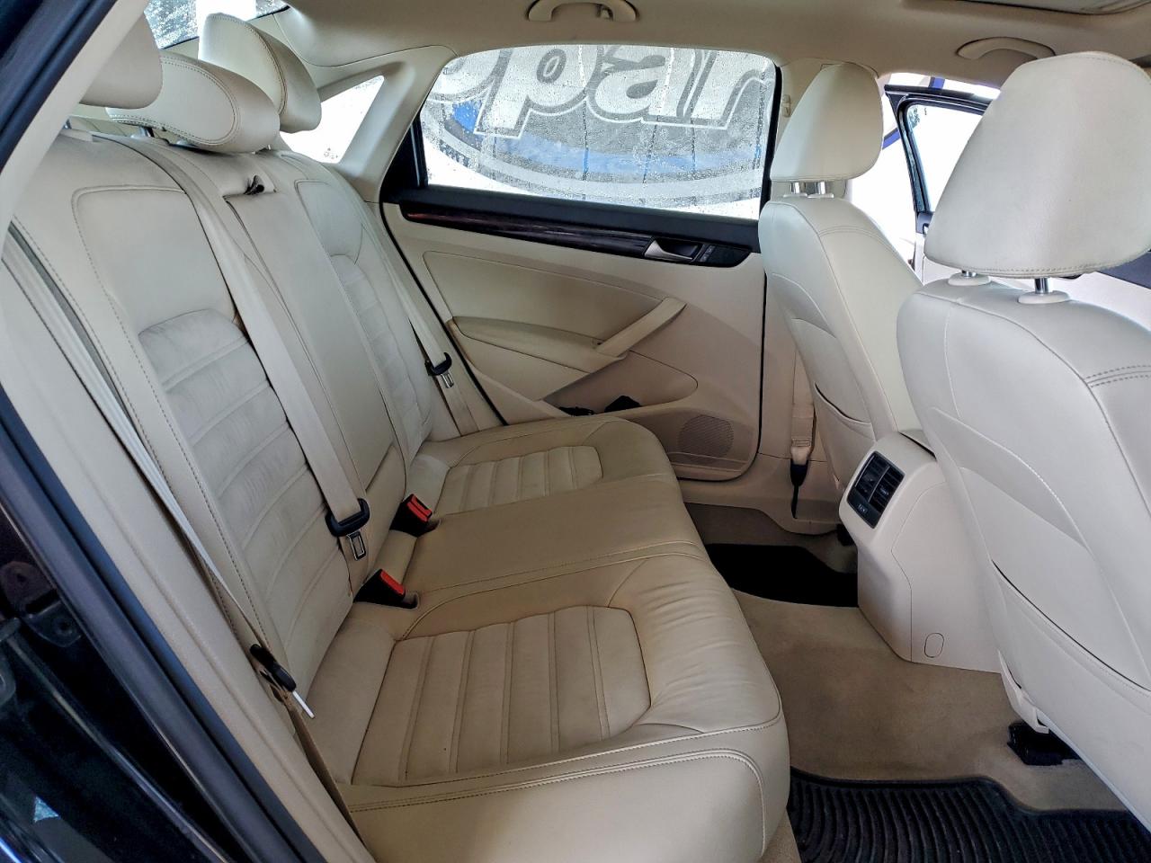 2014 Volkswagen Passat Sel VIN: 1VWCT7A32EC046969 Lot: 94689145