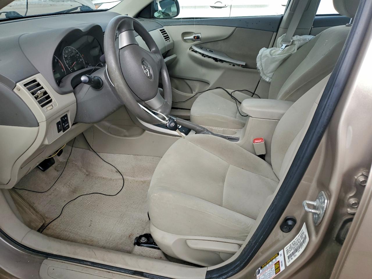 2010 Toyota Corolla Base VIN: 1NXBU4EE2AZ184307 Lot: 93935775