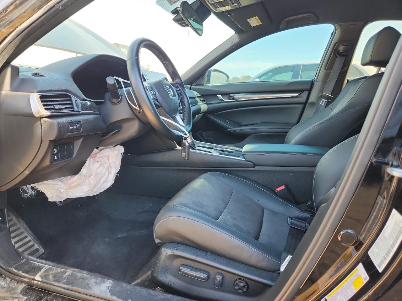 2022 Honda Accord Sport VIN: 1HGCV1F3XNA048565 Lot: 92708035