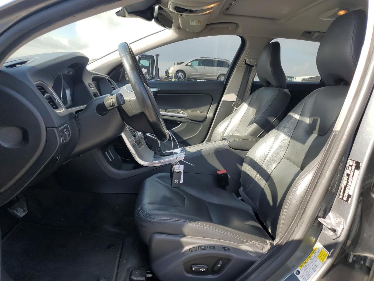 2017 Volvo V60 T5 Premier VIN: YV140MEK6H1367360 Lot: 93121345