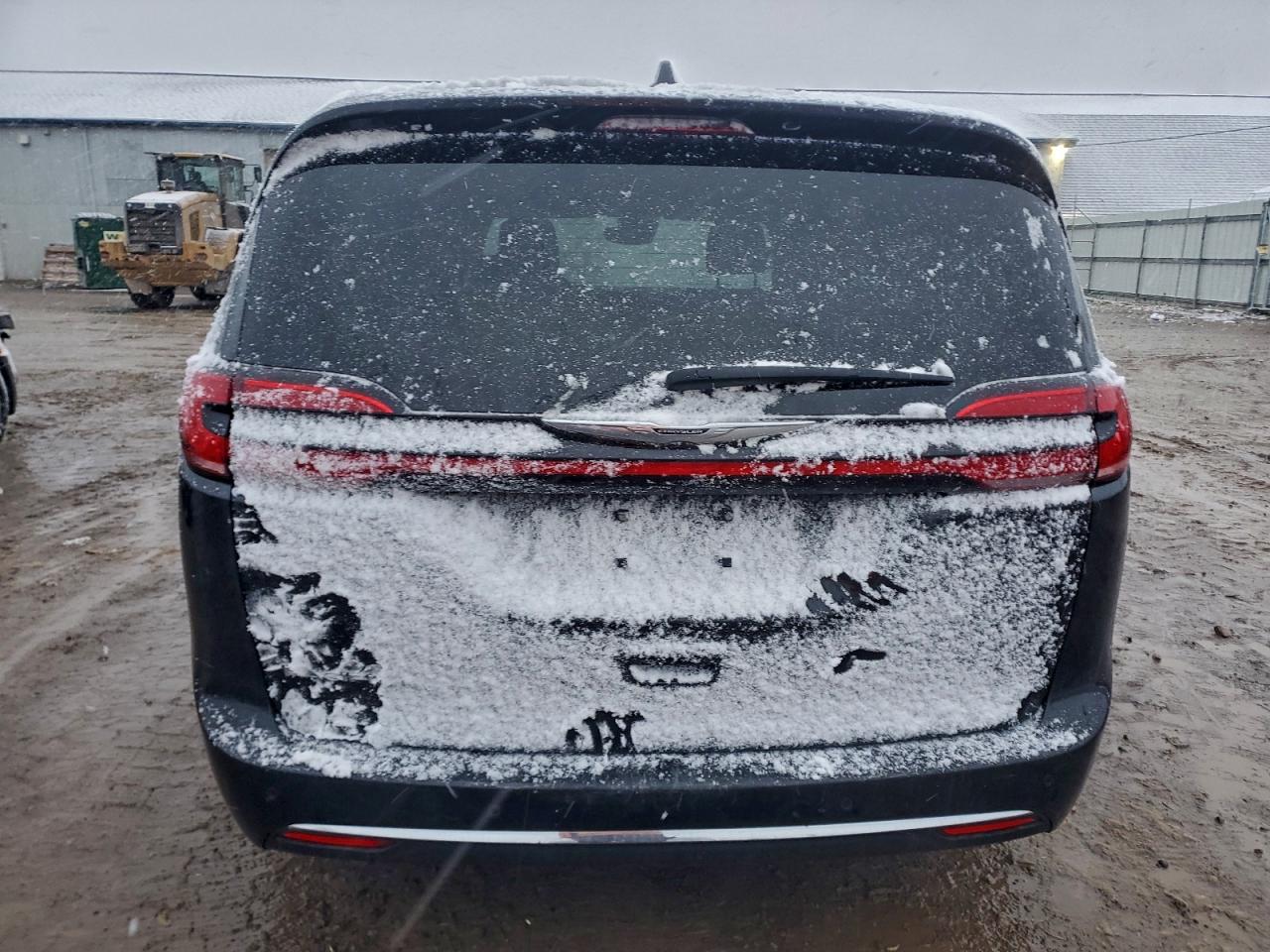 2021 Chrysler Pacifica Touring VIN: 2C4RC1FG4MR513658 Lot: 94228455