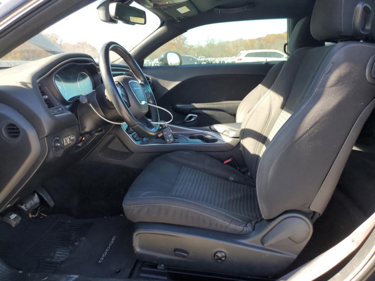 2016 Dodge Challenger Sxt VIN: 2C3CDZAG1GH168726 Lot: 93260265