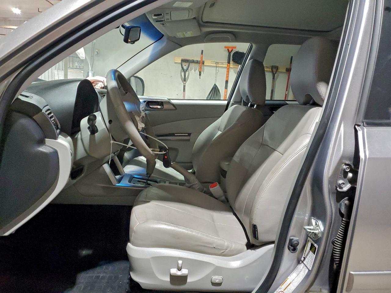 2011 Subaru Forester Limited VIN: JF2SHAEC9BH769113 Lot: 93469225