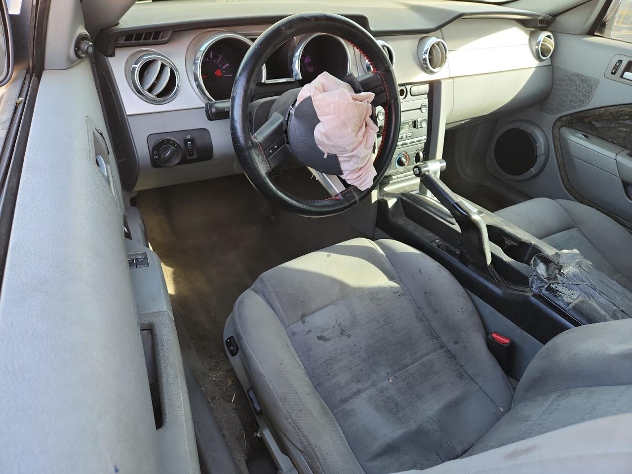 2007 Ford Mustang VIN: 1ZVFT80N275247056 Lot: 92500605