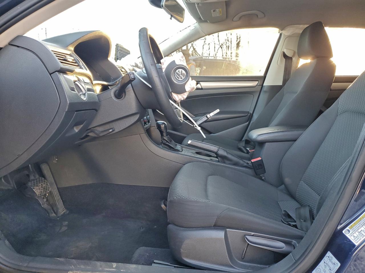 2014 Volkswagen Passat S VIN: 1VWAS7A31EC111580 Lot: 94245555