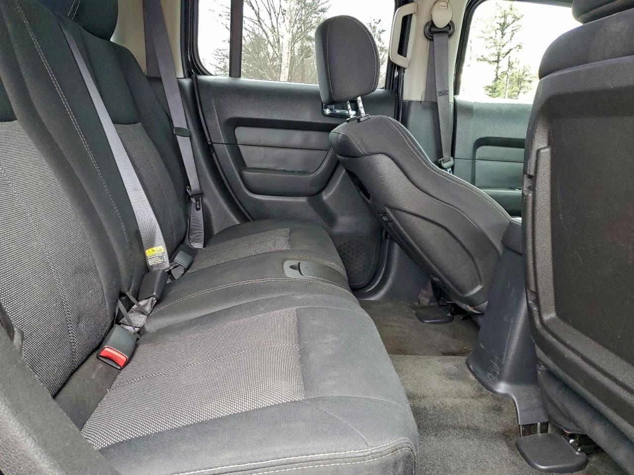 2006 Hummer H3 VIN: 5GTDN136568296984 Lot: 93821535