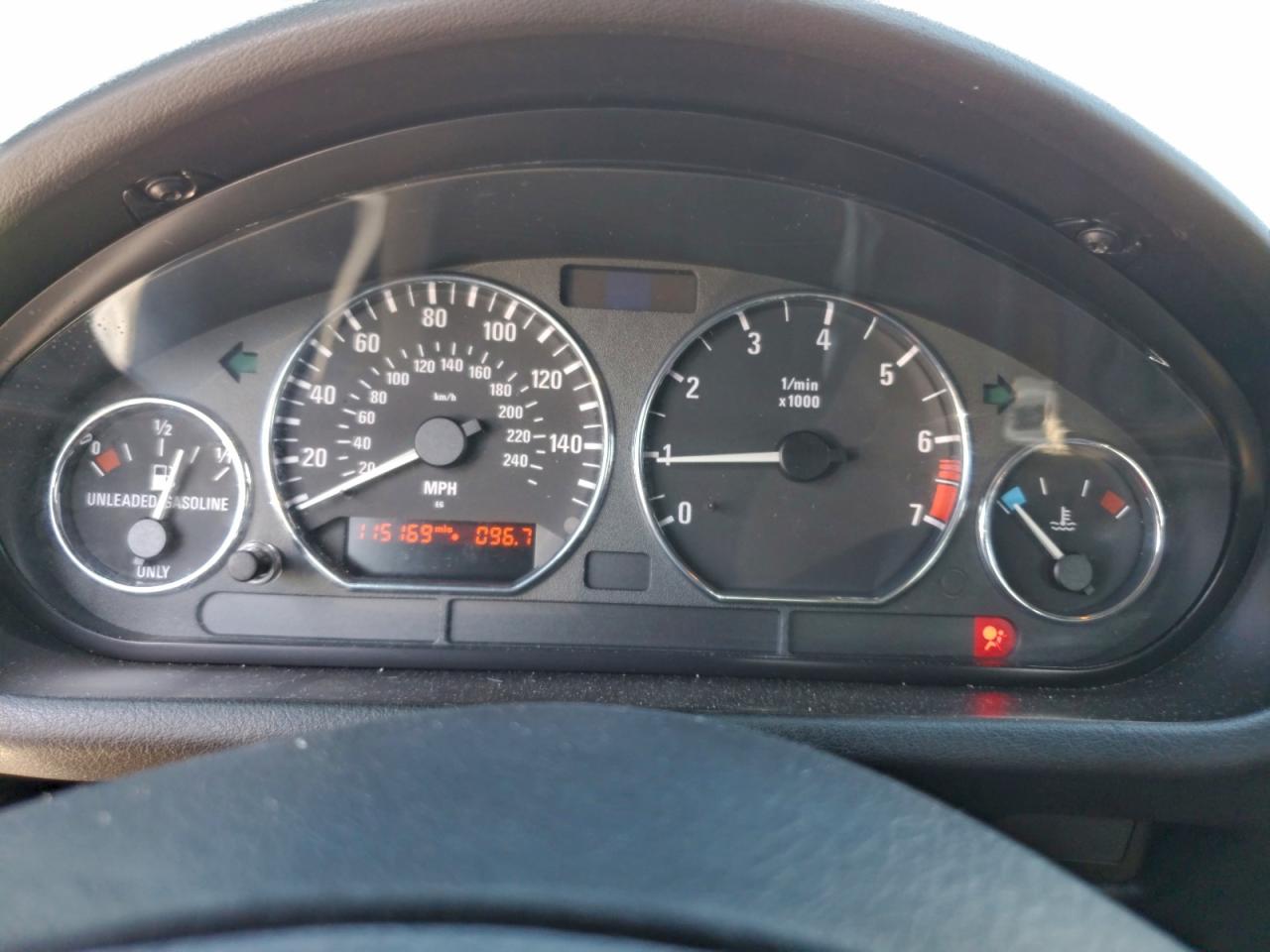 2001 BMW Z3 2.5 VIN: WBACN334X1LM00935 Lot: 92757995