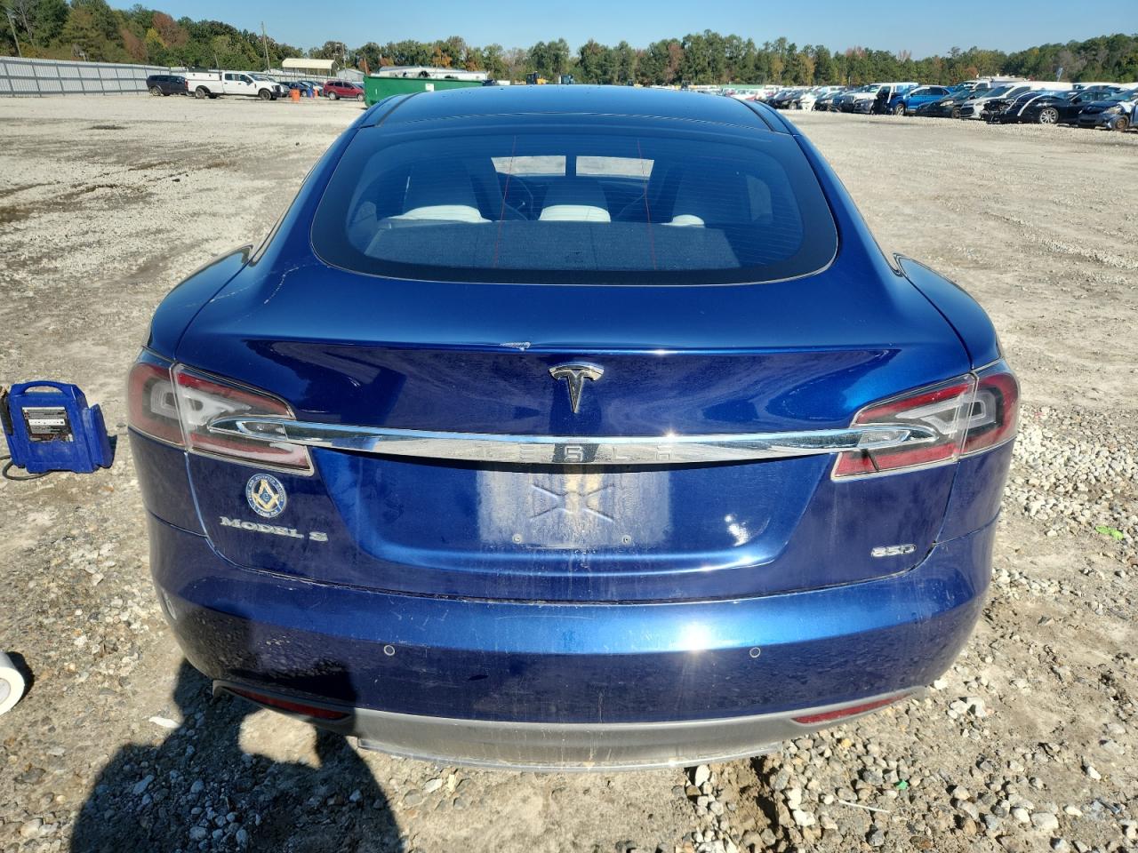 2015 Tesla Model S VIN: 5YJSA1E22FF105333 Lot: 90447015