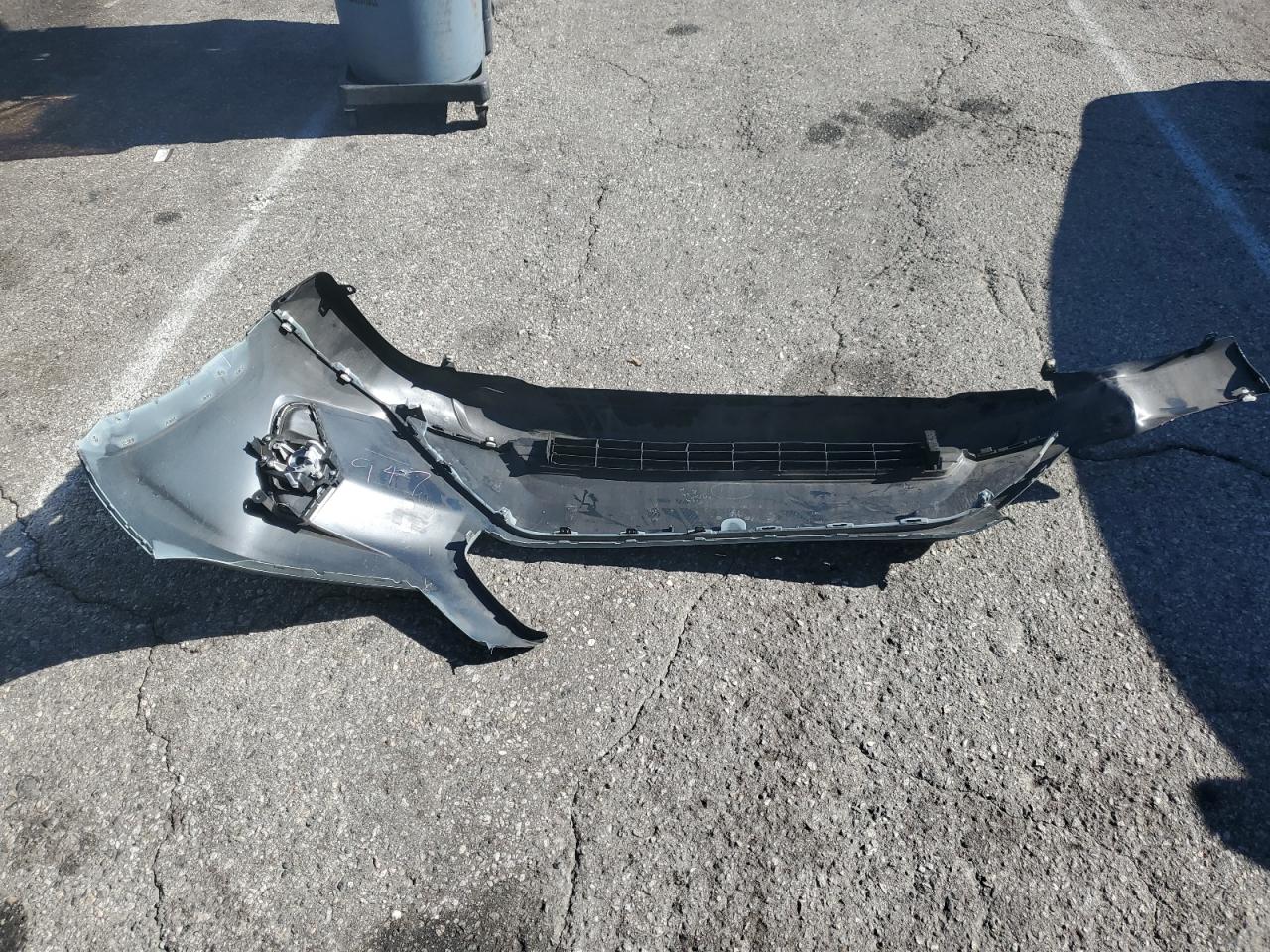 2022 Toyota Rav4 Xle Premium VIN: 2T3C1RFV4NW220570 Lot: 92072645