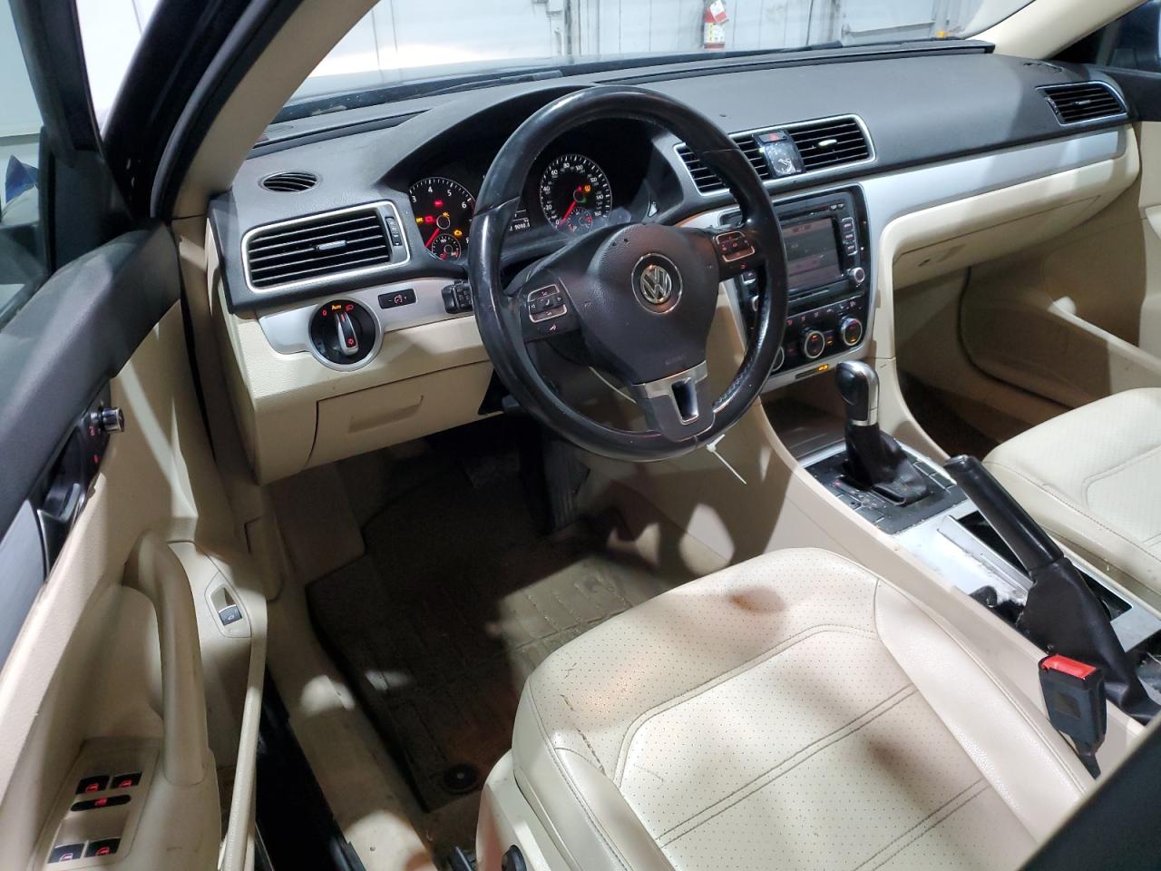 2012 Volkswagen Passat Se VIN: 1VWBP7A31CC093181 Lot: 93381075